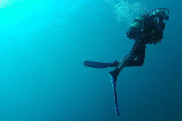 Hidden gems in Dallas and surroundings - scuba diving in Athens, TX