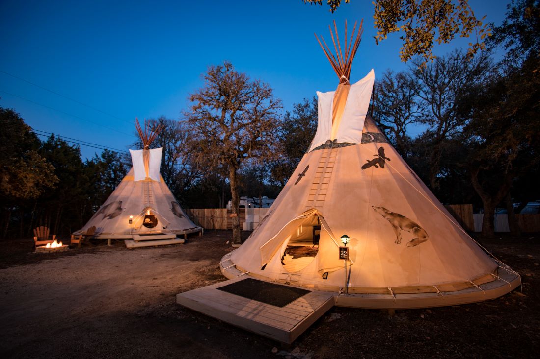 Mystic Quarry - Glamping in Texas