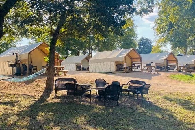 Son's Blue River Camp - Glamping Texas