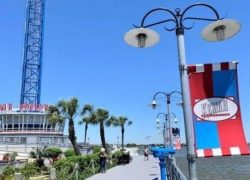 Best Weekend Getaways from Dallas - Houston - Kemah Boardwalk