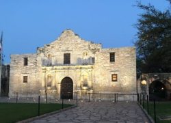 Weekend Getaway Dallas - San Antonio Alamo