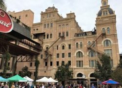 Weekend Getaway Dallas - San Antonio Pearl District 1