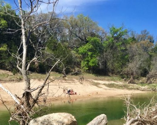 best-weekend-getaways-dallas-glen-rose-dinosaur-valley-1